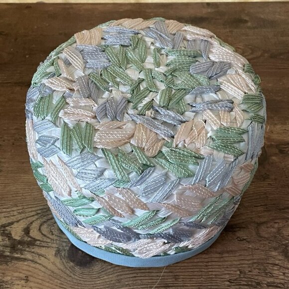 Vintage 1960s Womens Dress Hat Raffia Ribbon Woven Pastels Easter Wedding Derby - Picture 5 of 16